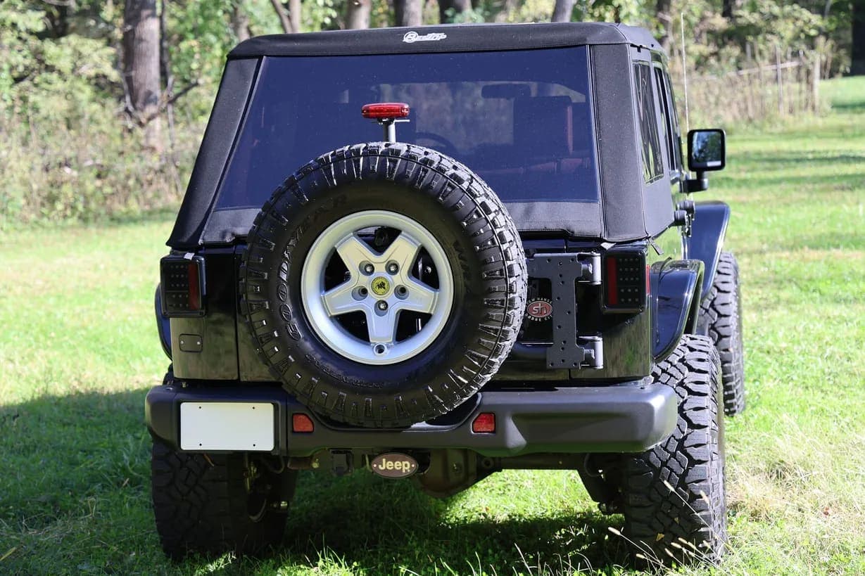 2007 Jeep Wrangler Unlimited Sahara, view