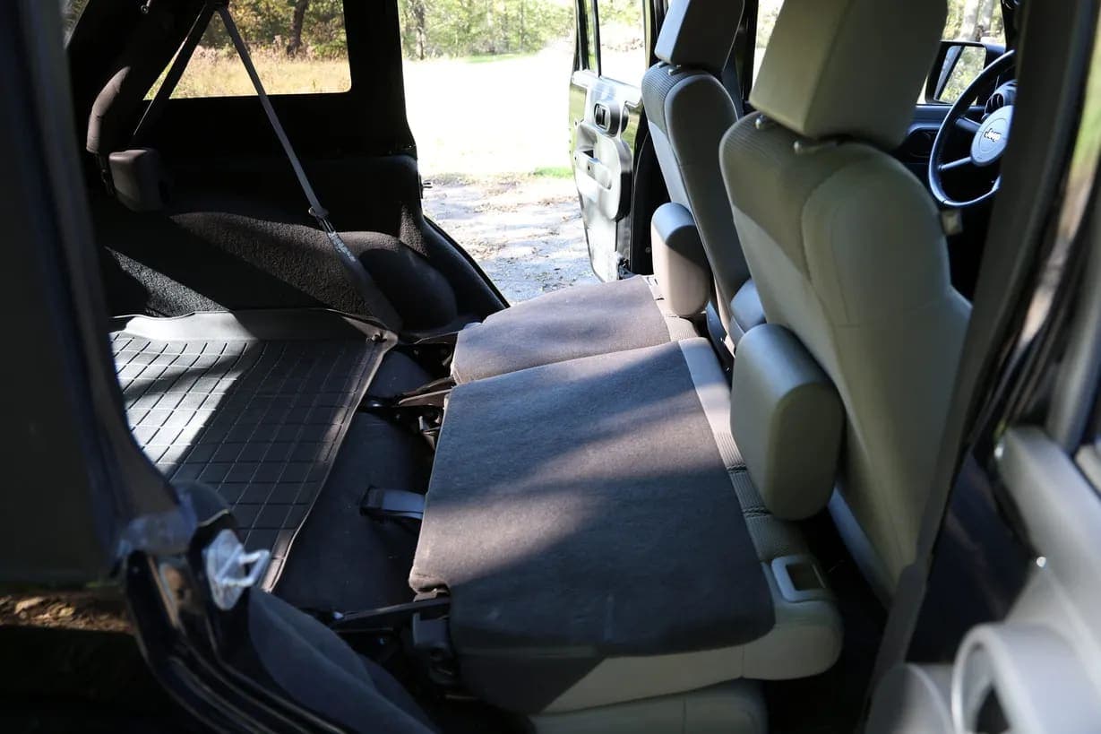 2007 Jeep Wrangler Unlimited Sahara, view
