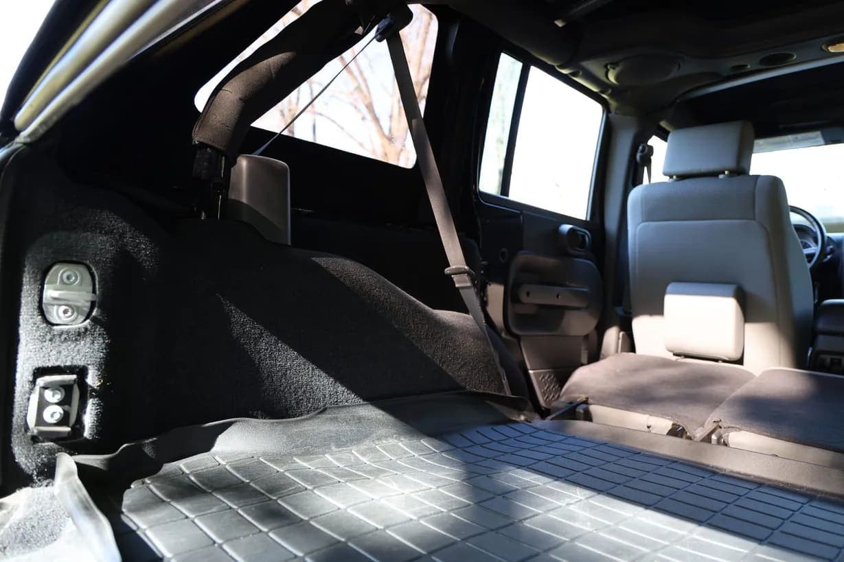 2007 Jeep Wrangler Unlimited Sahara, view