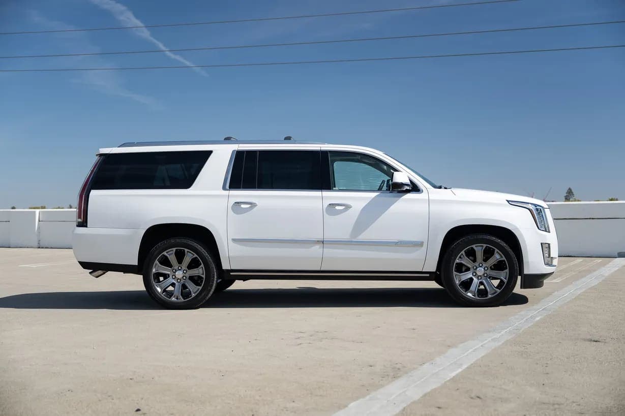 2016 Cadillac Escalade ESV Premium, view