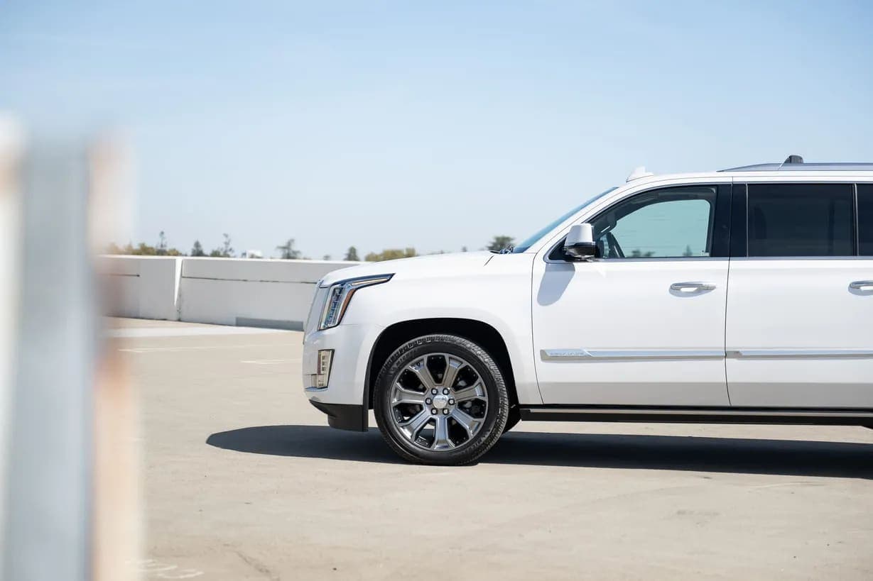 2016 Cadillac Escalade ESV Premium, view