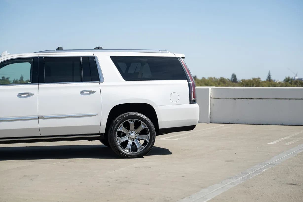 2016 Cadillac Escalade ESV Premium, view