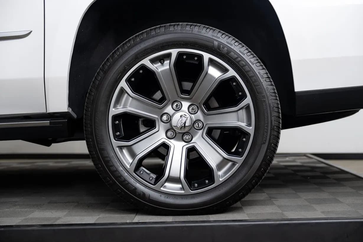 2016 Cadillac Escalade ESV Premium, view