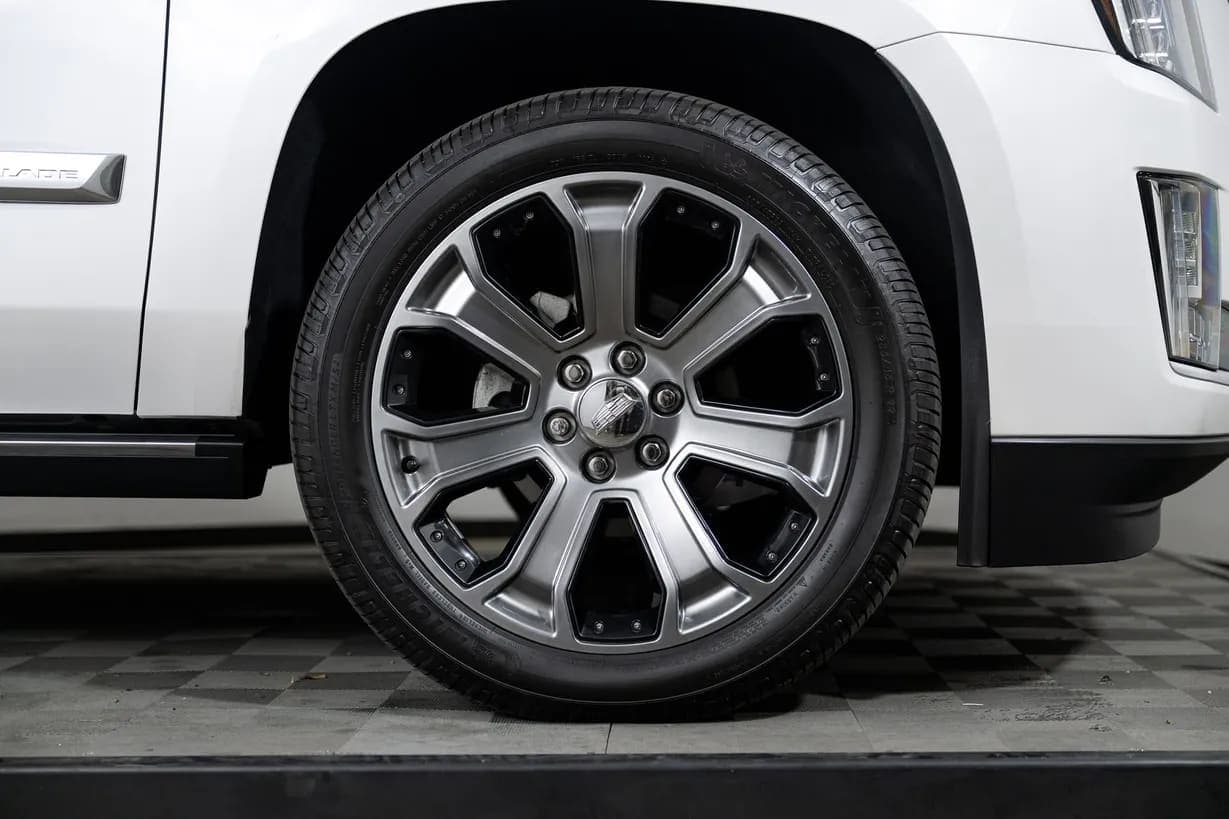 2016 Cadillac Escalade ESV Premium, view