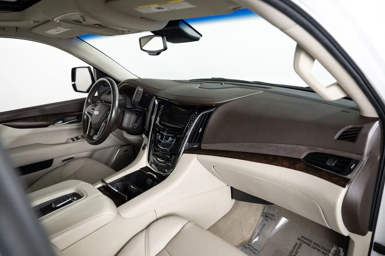 2016 Cadillac Escalade ESV Premium, view