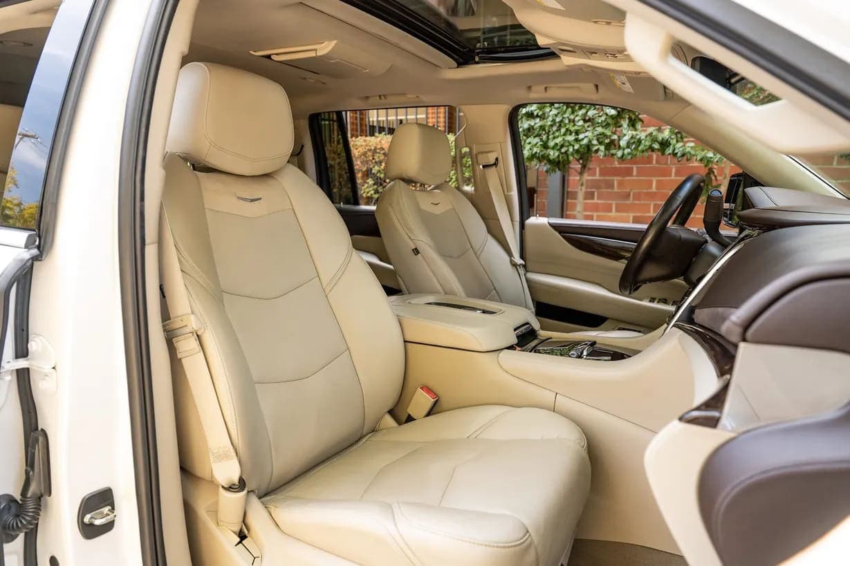 2016 Cadillac Escalade ESV Premium, view