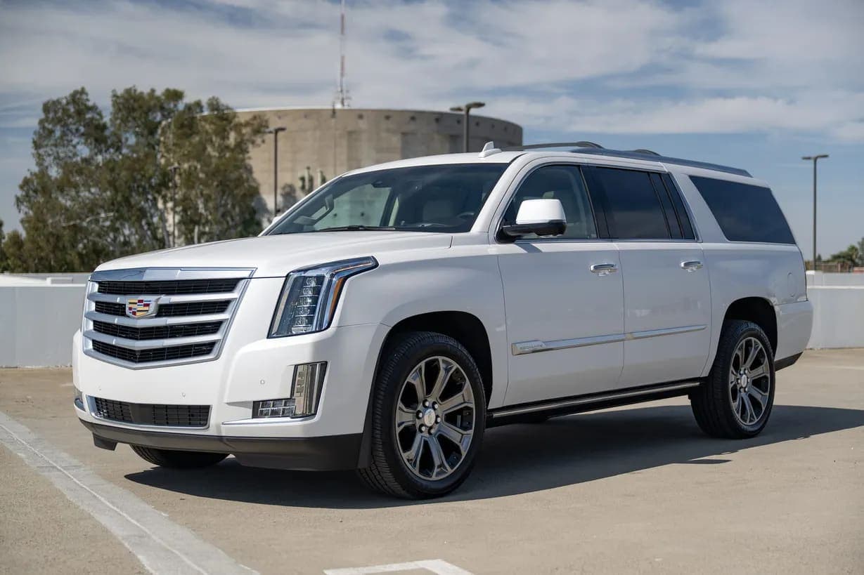 2016 Cadillac Escalade ESV Premium, view