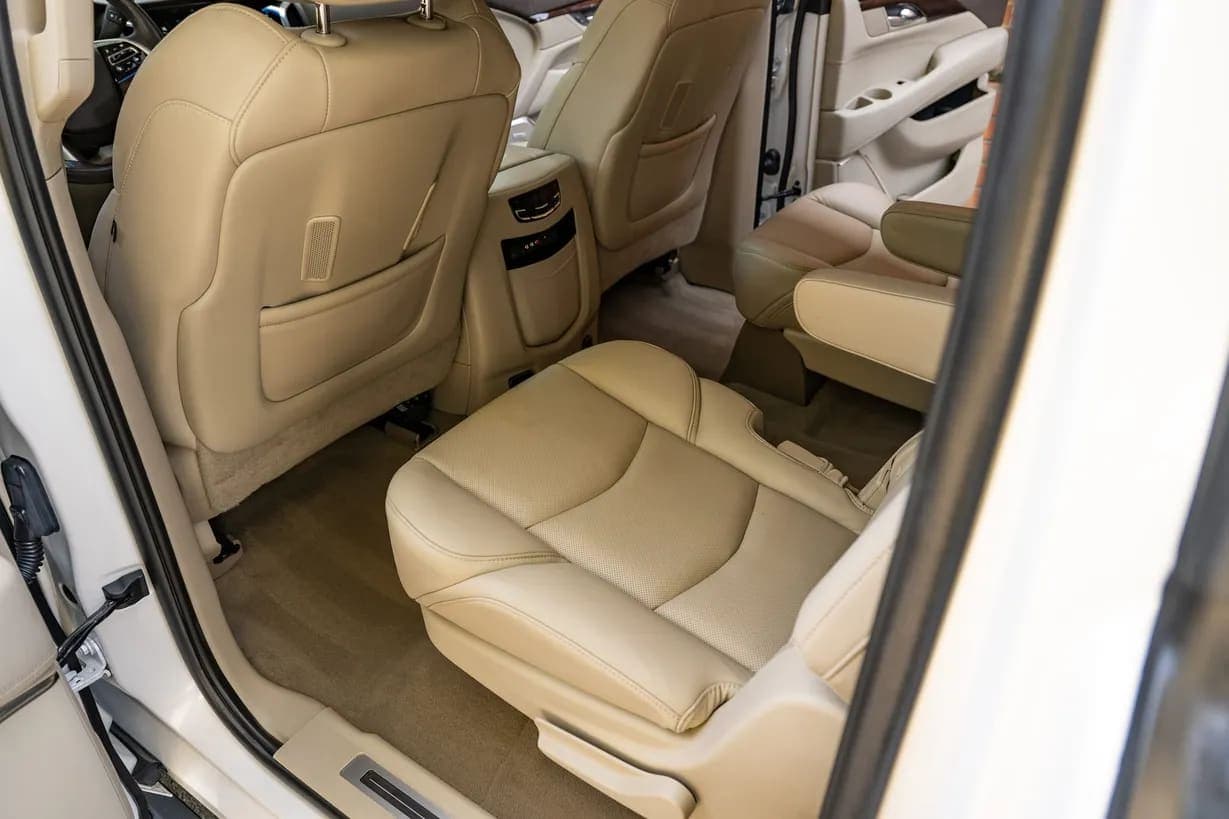 2016 Cadillac Escalade ESV Premium, view