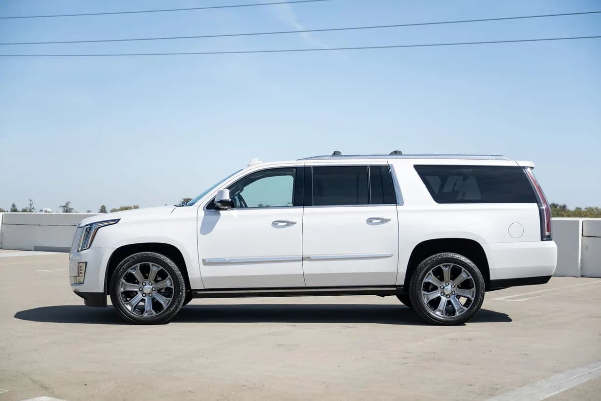 2016 Cadillac Escalade ESV Premium, view