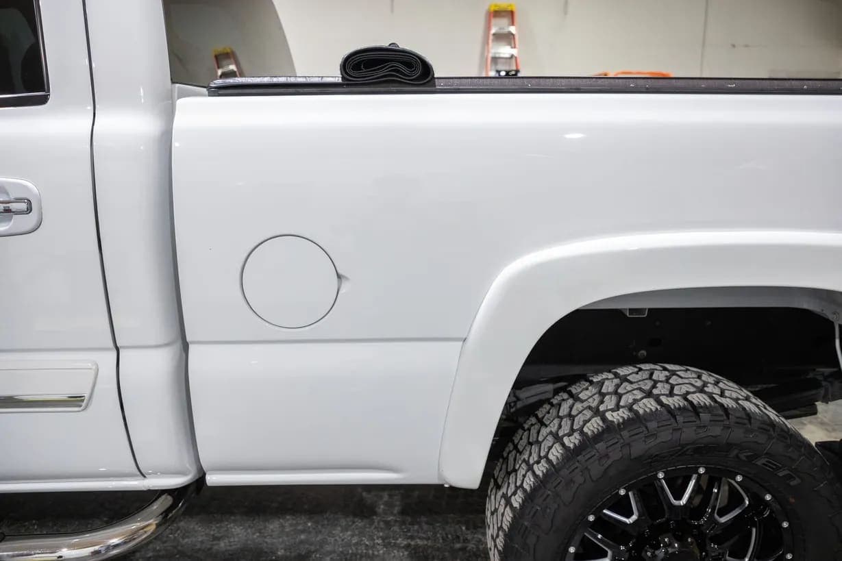 2005 Chevrolet Silverado 2500HD LS, view