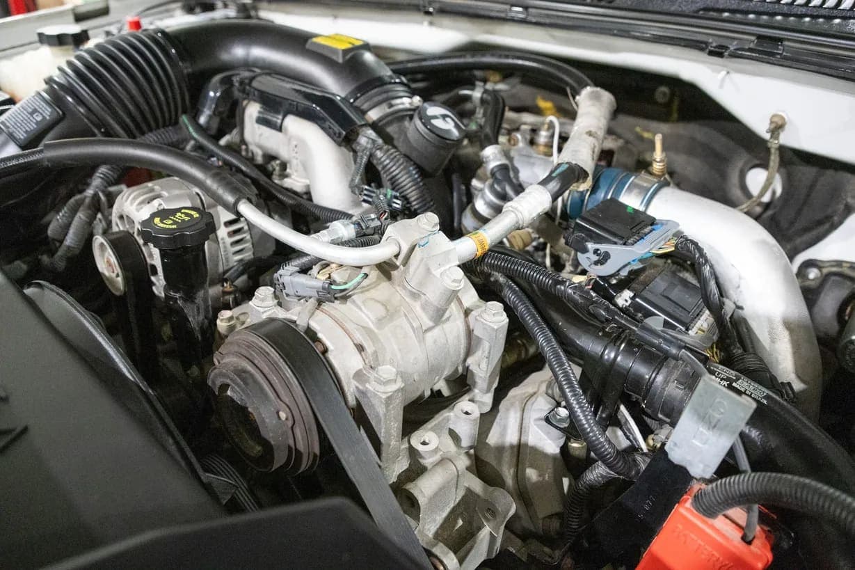 2005 Chevrolet Silverado 2500HD LS, view