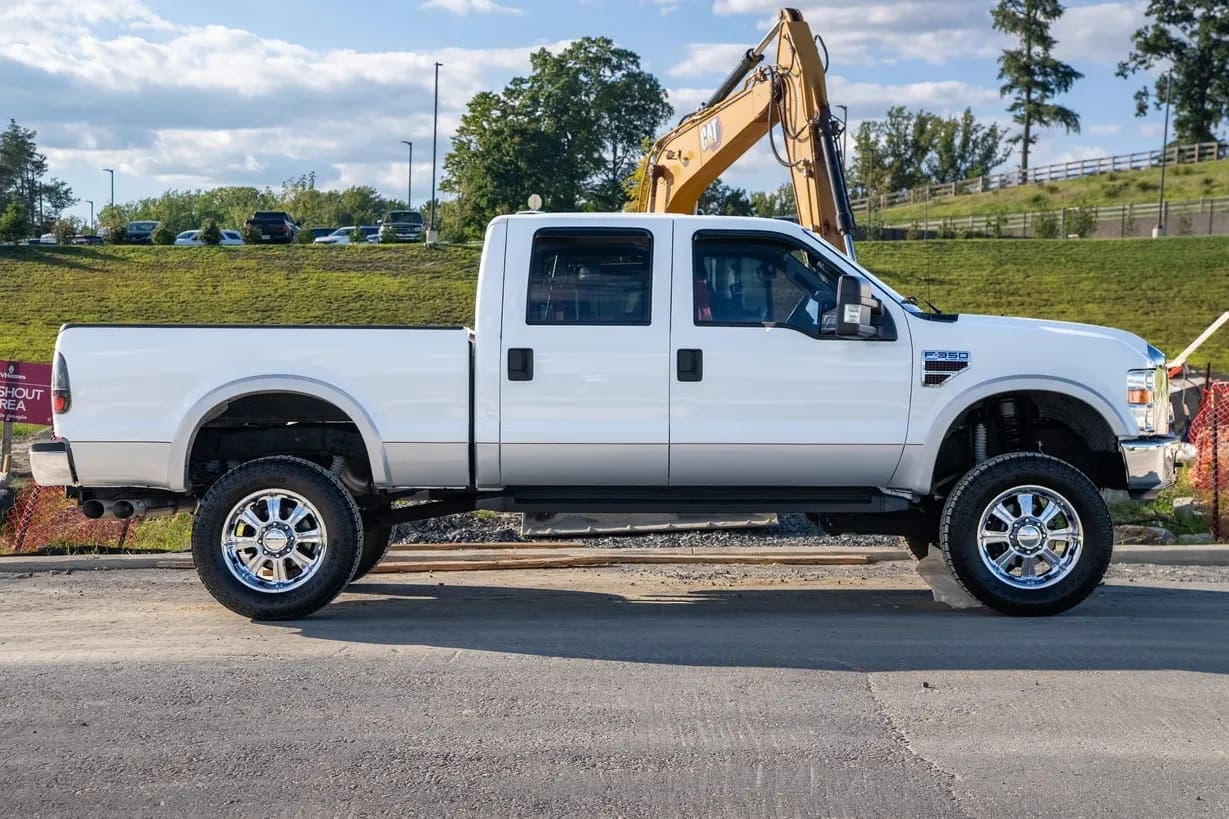 2008 Ford F-350 Lariat, view