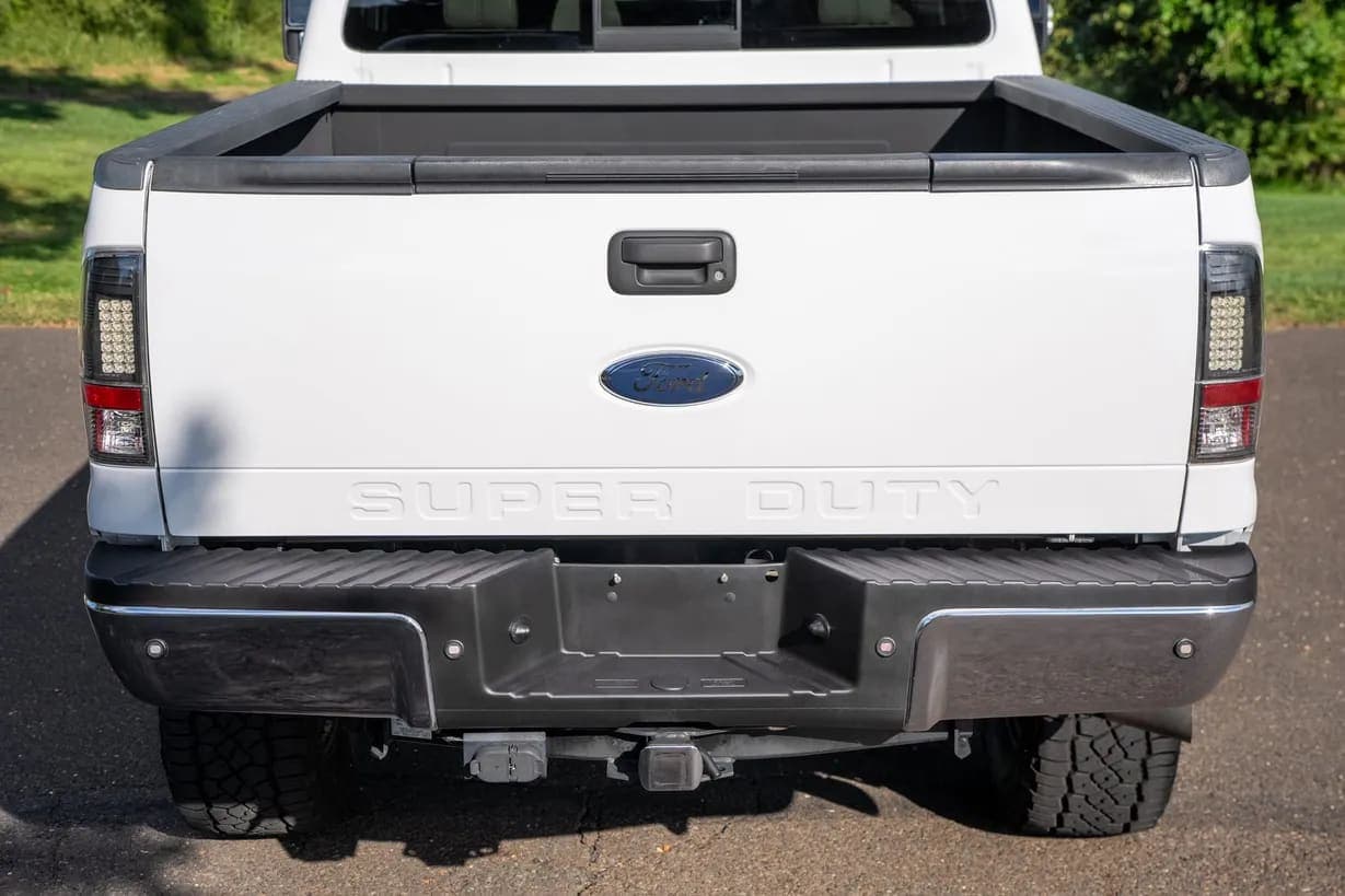 2008 Ford F-350 Lariat, view