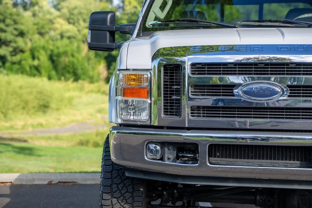 2008 Ford F-350 Lariat, view