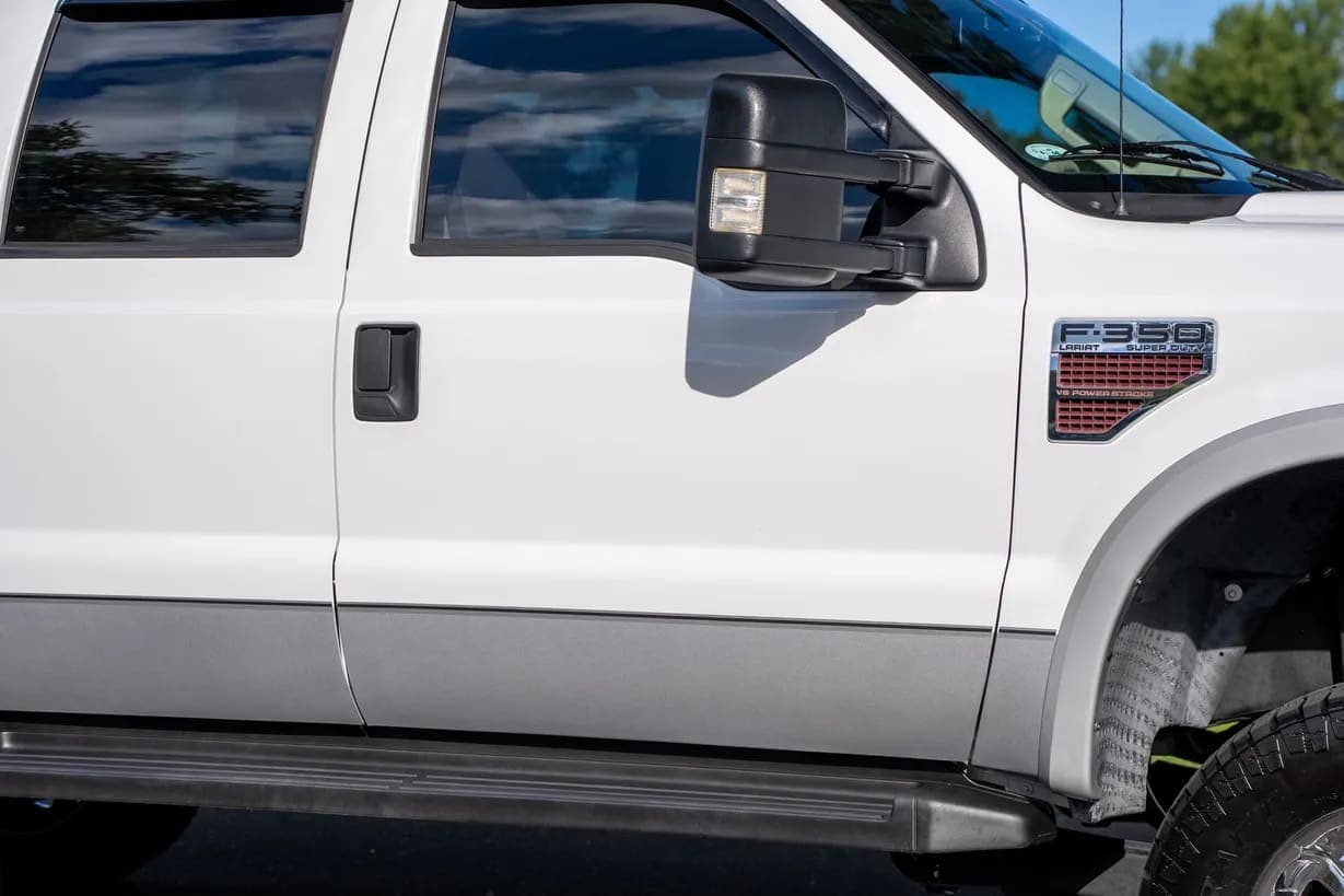 2008 Ford F-350 Lariat, view
