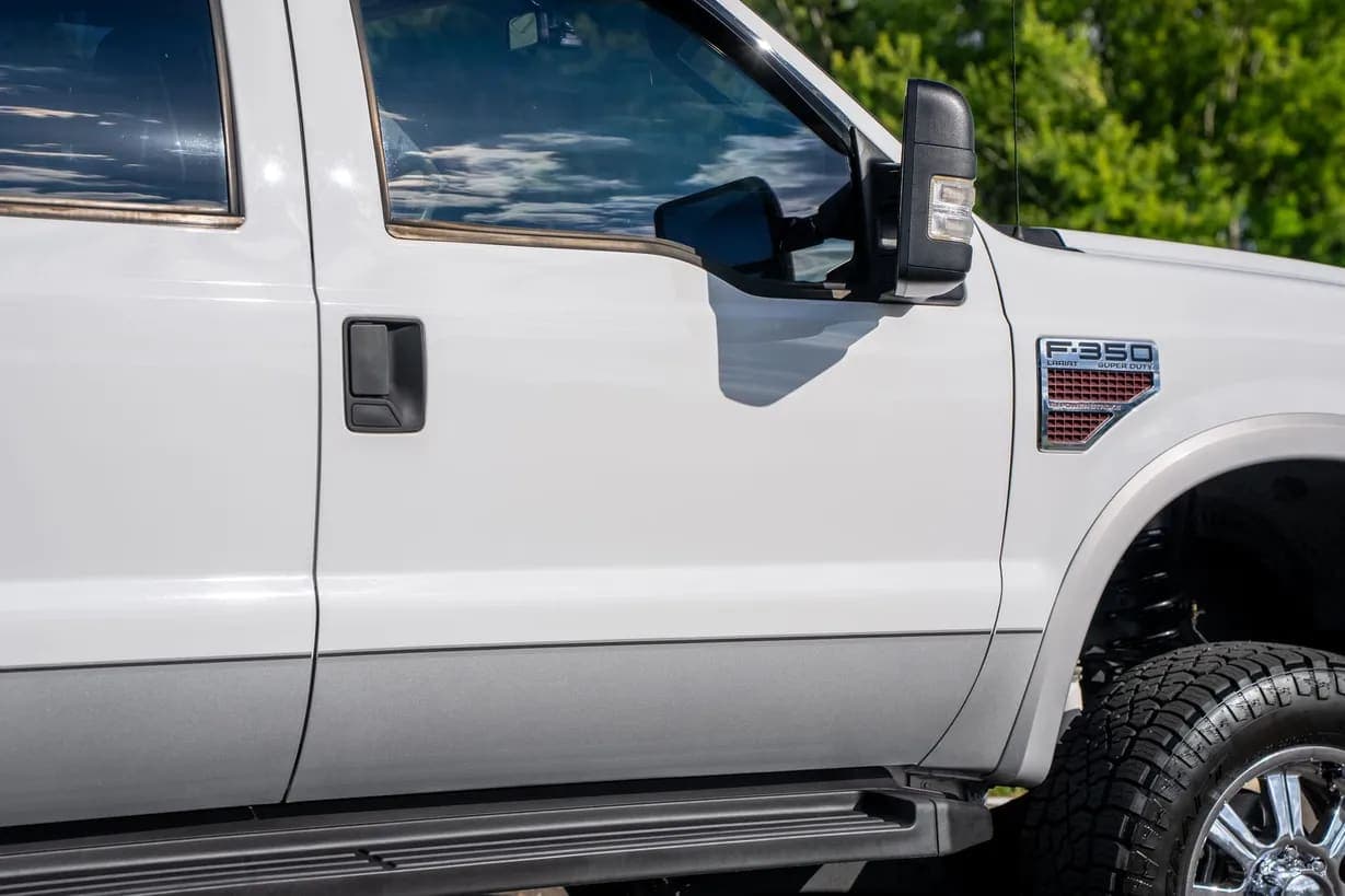 2008 Ford F-350 Lariat, view