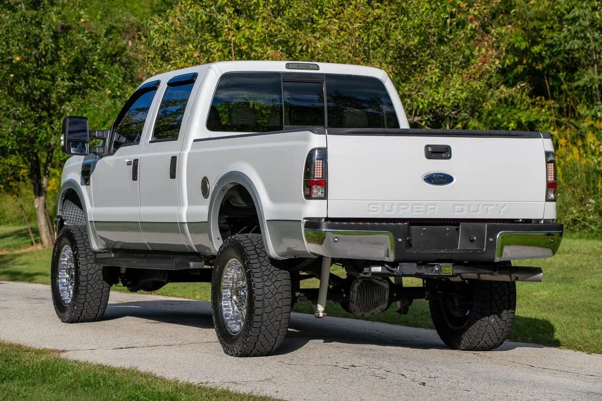 2008 Ford F-350 Lariat, view