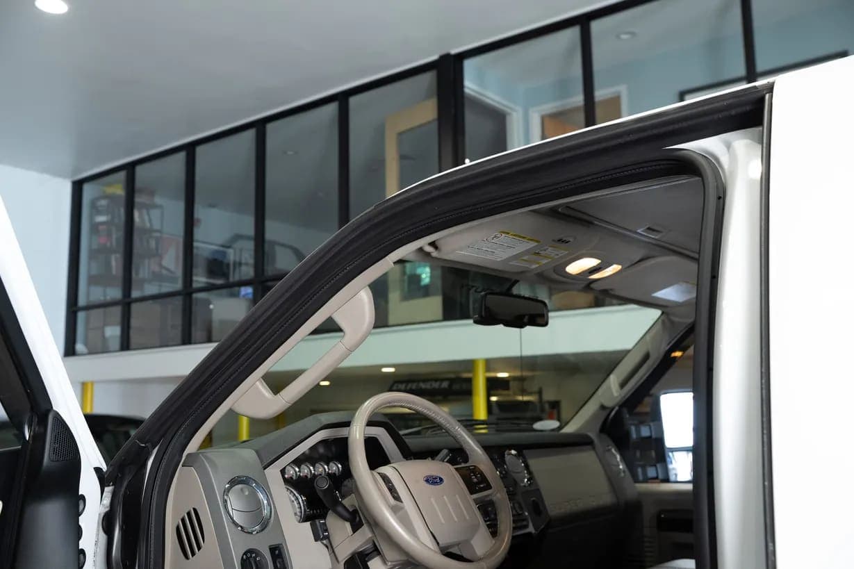 2008 Ford F-350 Lariat, view