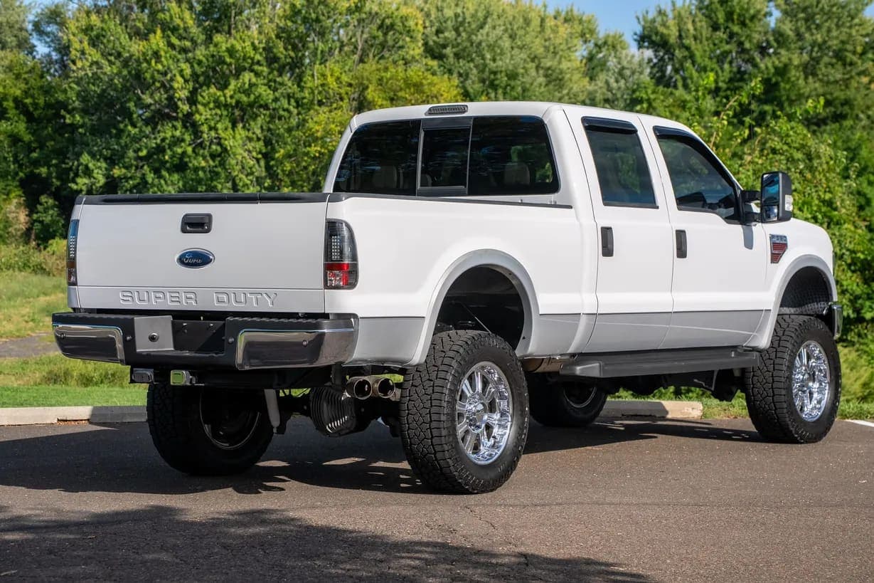 2008 Ford F-350 Lariat, view