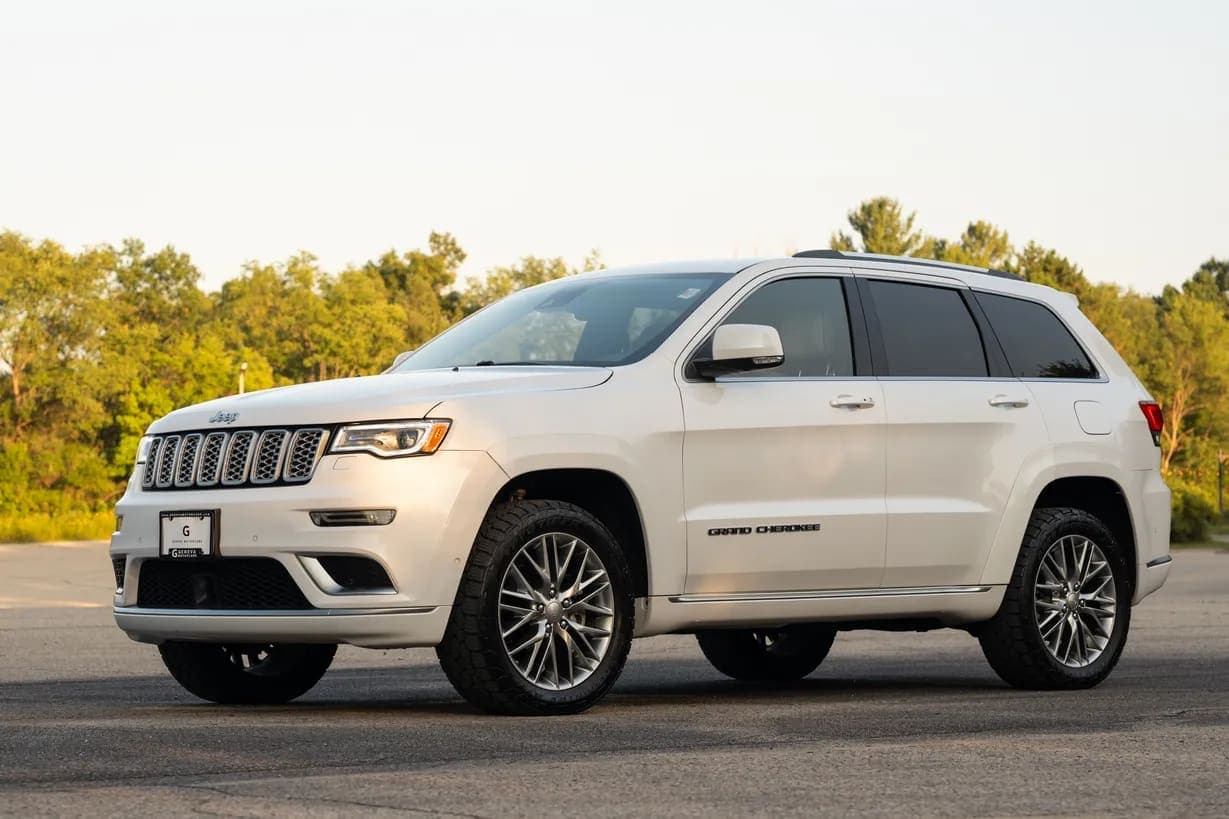 2018 Jeep Grand Cherokee Summit Eco exterior