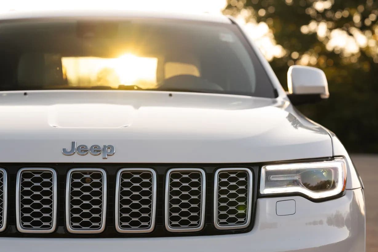 2018 Jeep Grand Cherokee Summit Eco, view