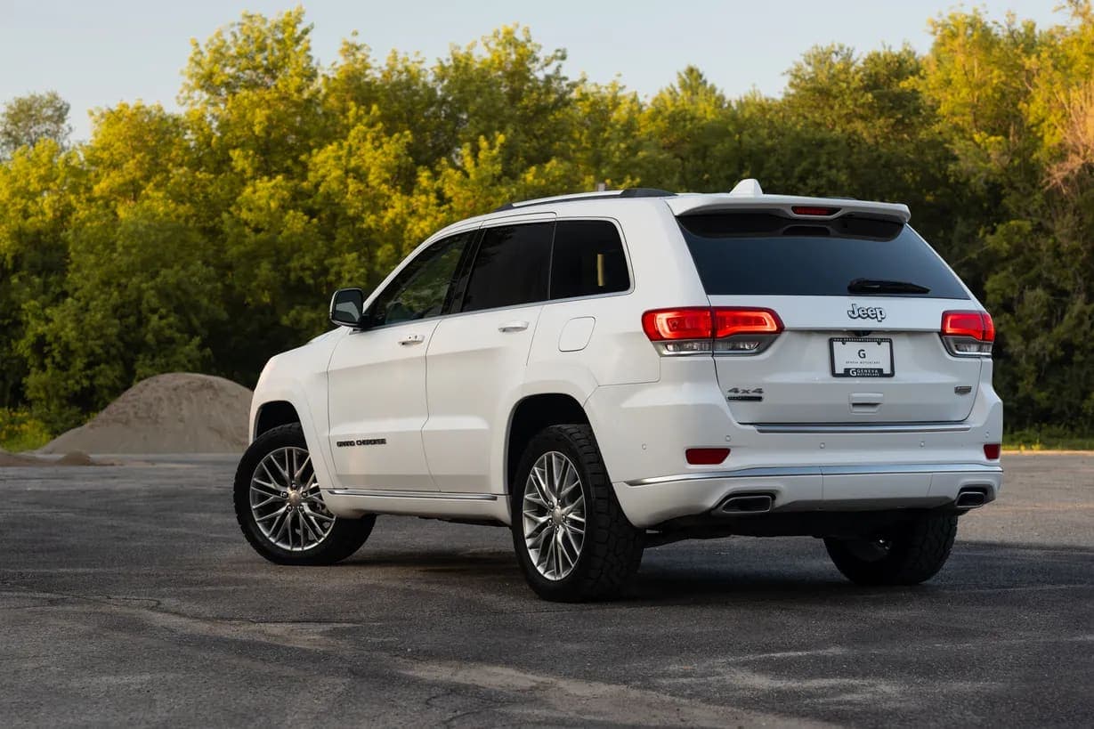 2018 Jeep Grand Cherokee Summit Eco, view