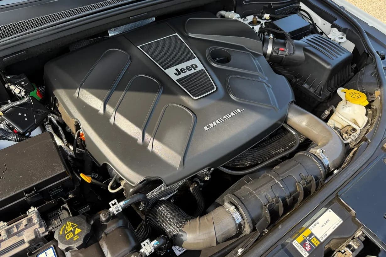 2018 Jeep Grand Cherokee Summit Eco, view
