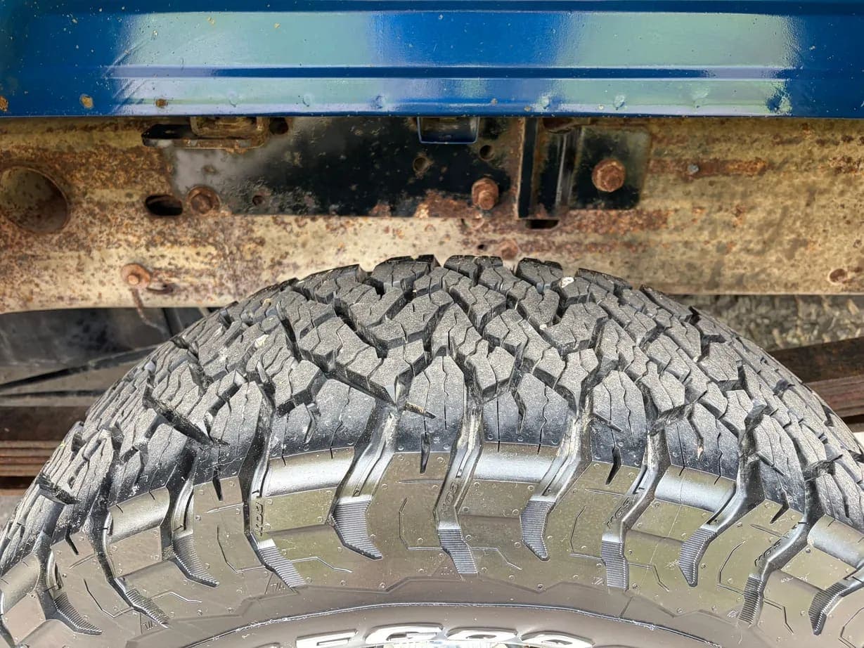 2004 GMC Sierra 2500HD SLT, view