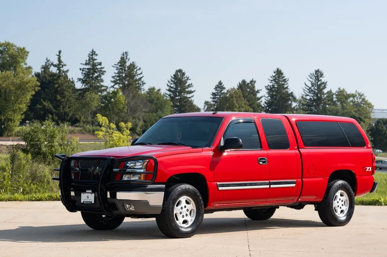 2003 Chevrolet Silverado 1500 LT exterior