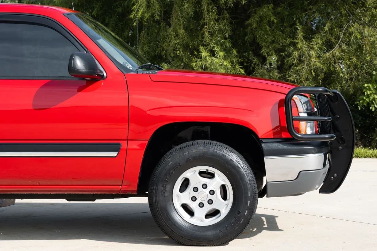 2003 Chevrolet Silverado 1500 LT, view