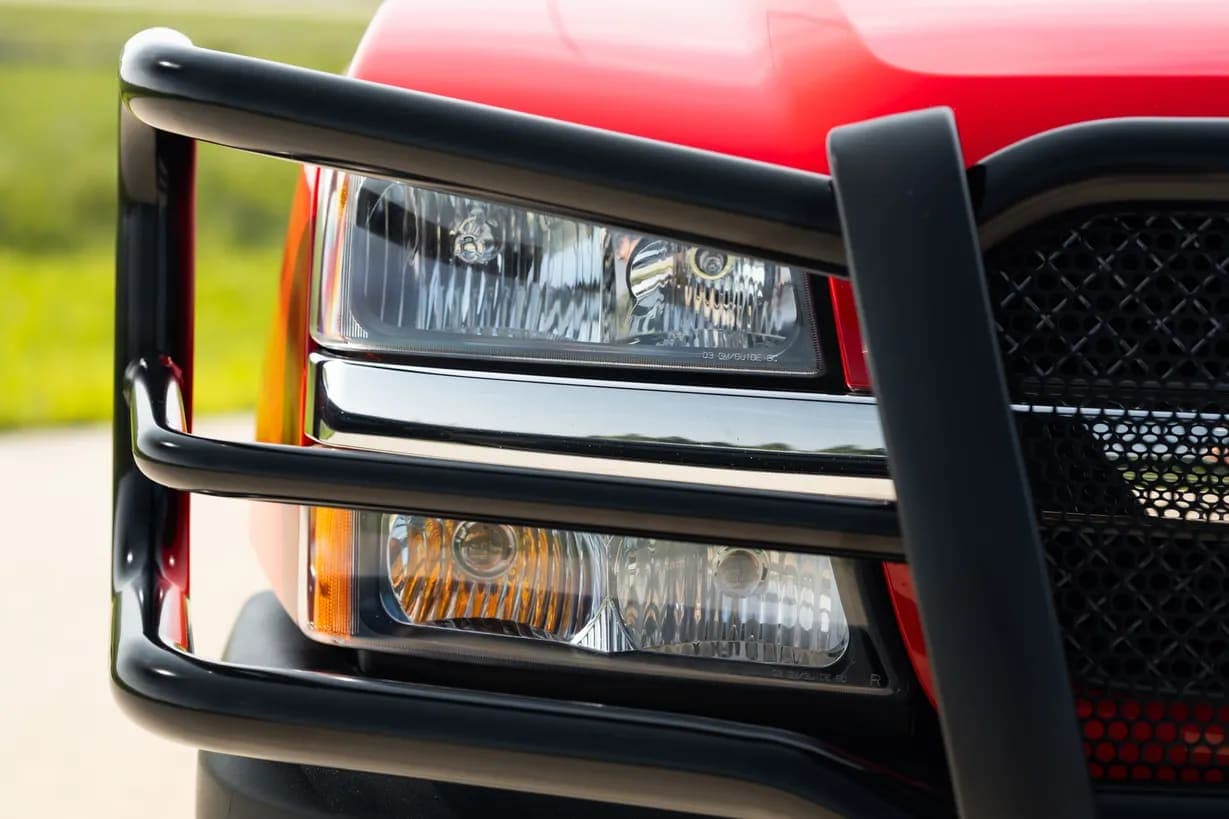 2003 Chevrolet Silverado 1500 LT, view