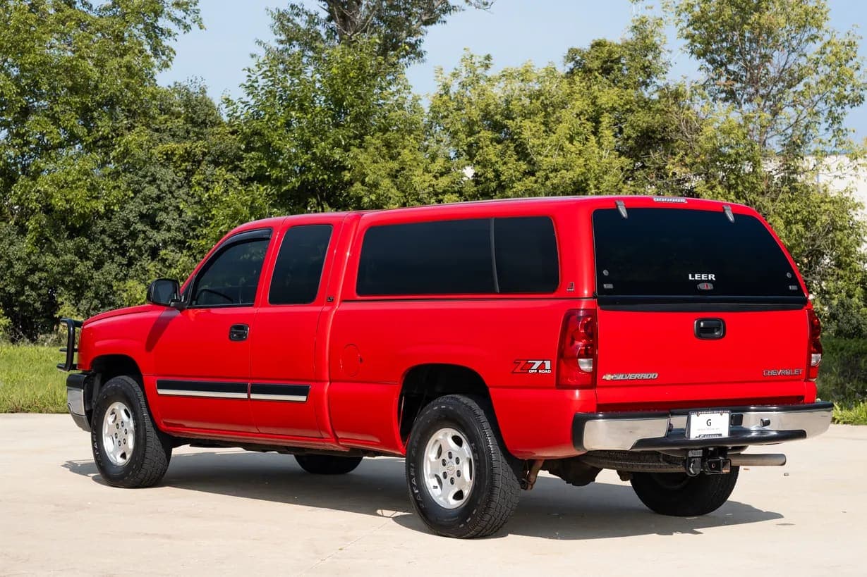 2003 Chevrolet Silverado 1500 LT, view