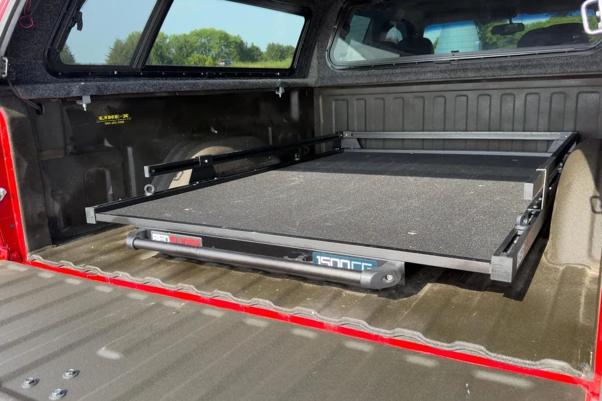 2003 Chevrolet Silverado 1500 LT, view