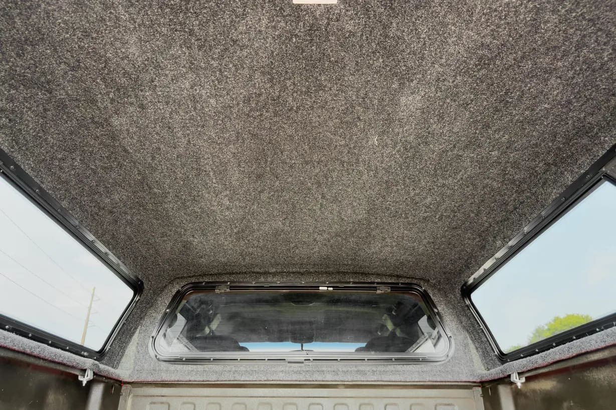 2003 Chevrolet Silverado 1500 LT, view