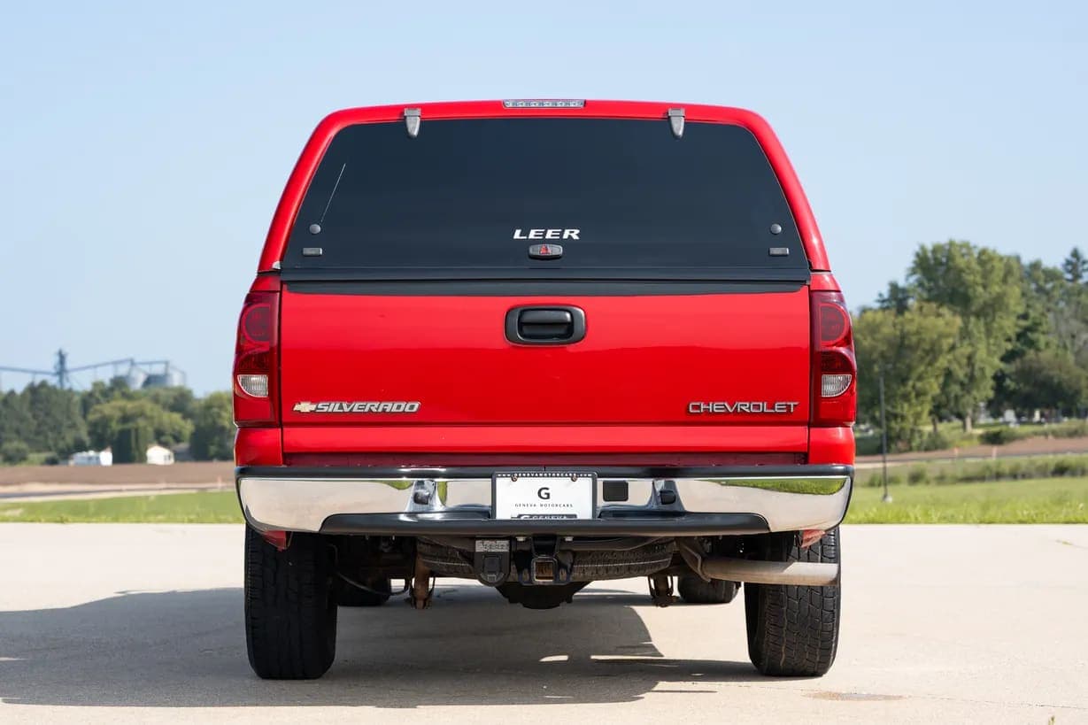 2003 Chevrolet Silverado 1500 LT, view