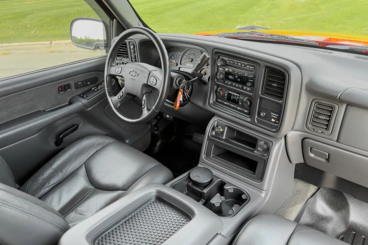 2003 Chevrolet Silverado 1500 LT, view