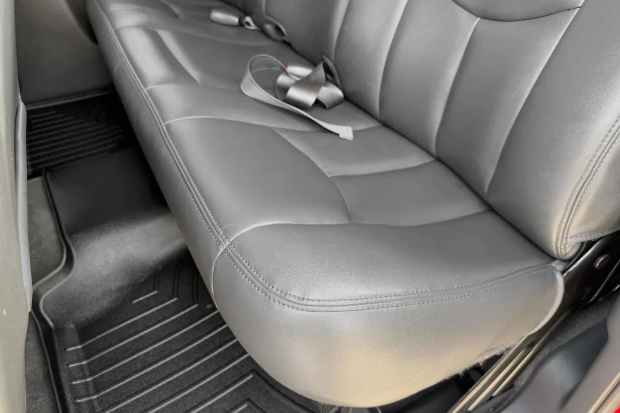 2003 Chevrolet Silverado 1500 LT, view