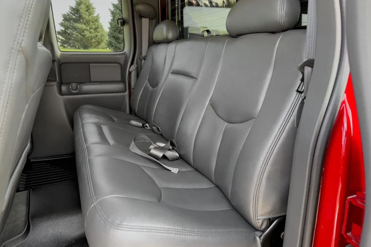 2003 Chevrolet Silverado 1500 LT, view