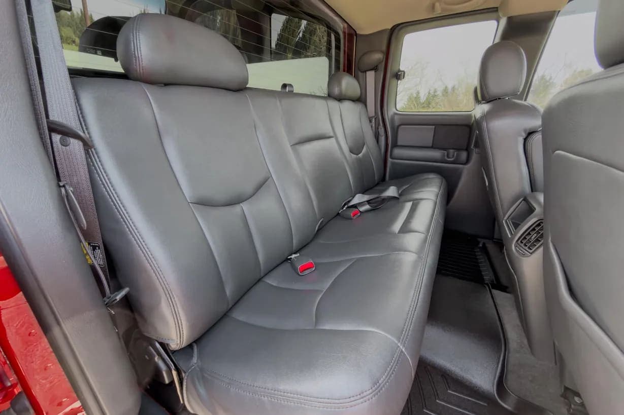 2003 Chevrolet Silverado 1500 LT, view