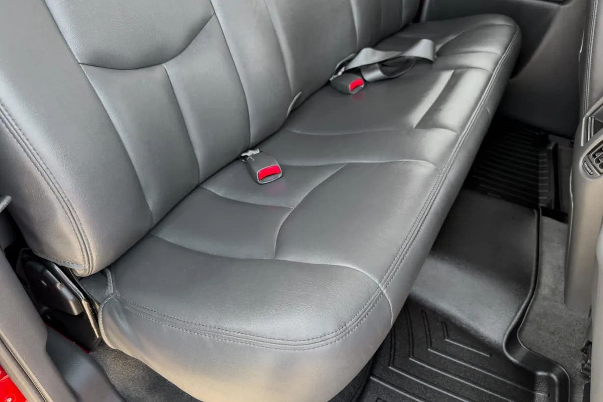 2003 Chevrolet Silverado 1500 LT, view