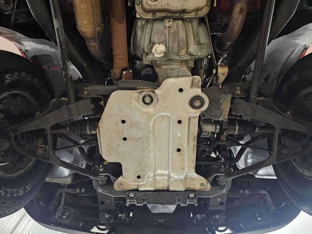 2003 Chevrolet Silverado 1500 LT, view